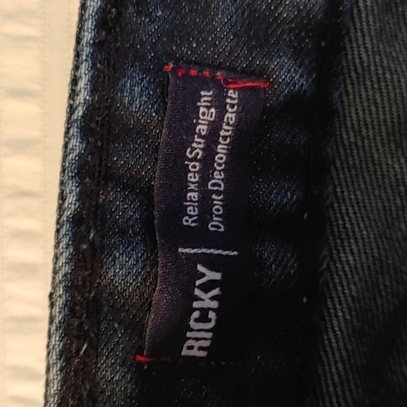 True Religion Mens Ricky Straight Leg Distressed Jeans with Flap, Style M859NWY1 - Picture 10 of 16